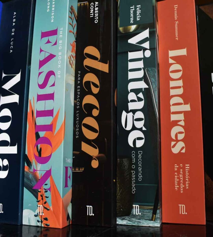 ARTIFICAL DECOR BOOKS