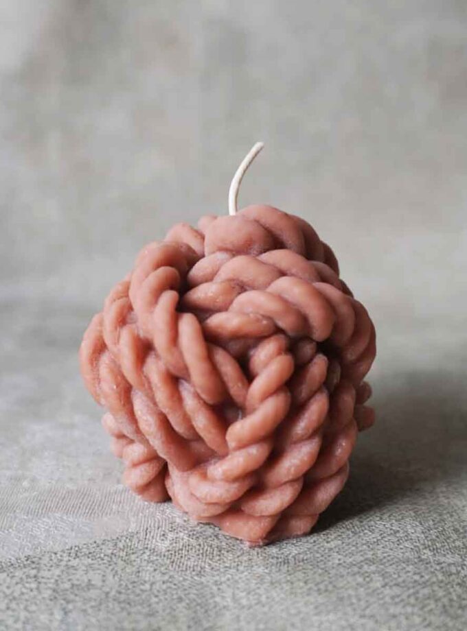 KNOT CANDLE